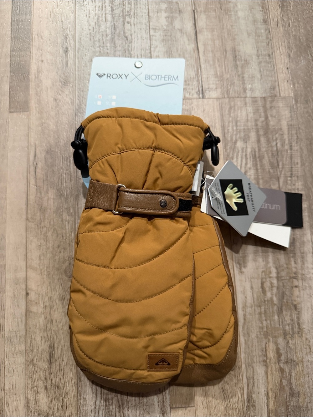 Roxy Victoria Mitt